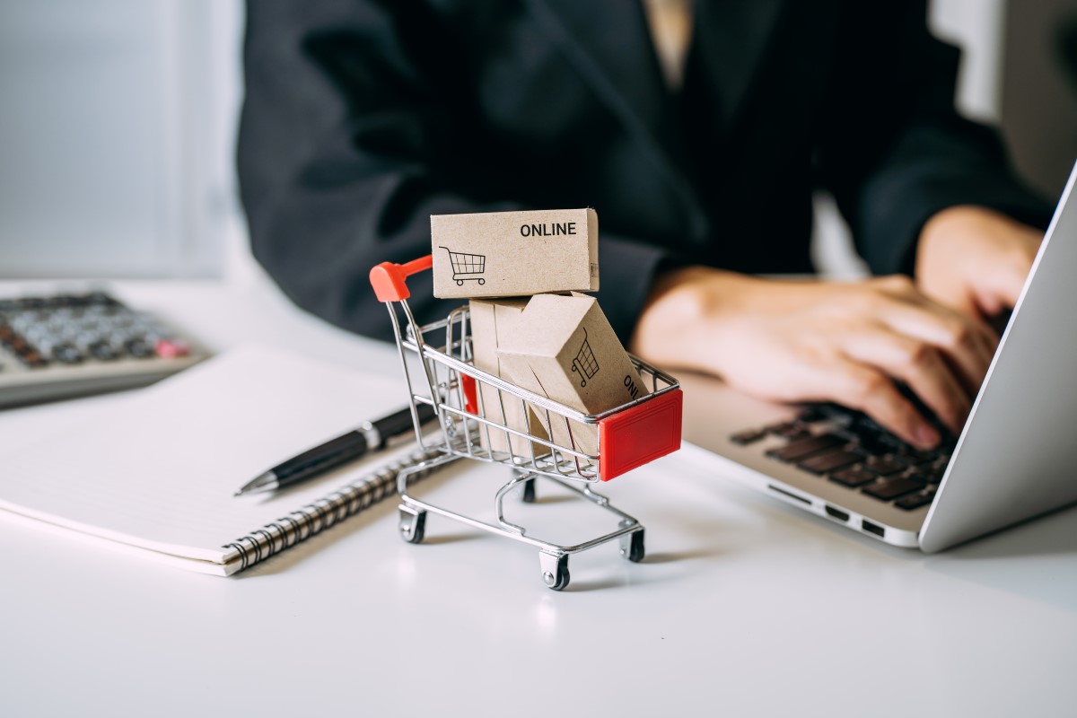 E-Commerce